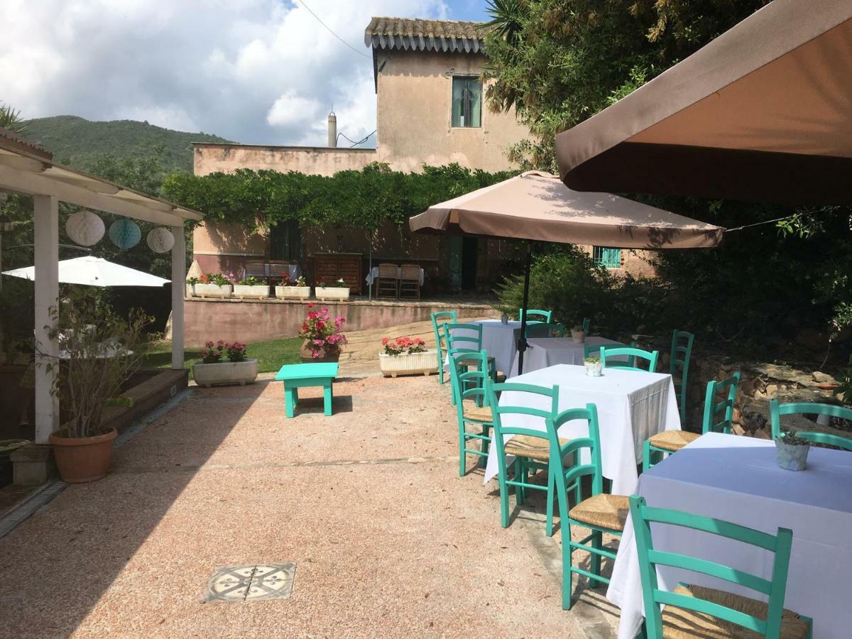 Corte Boero Bed&Breakfast Capoterra Exterior photo